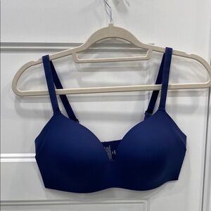 Knix Navy Blue wingwoman Bra